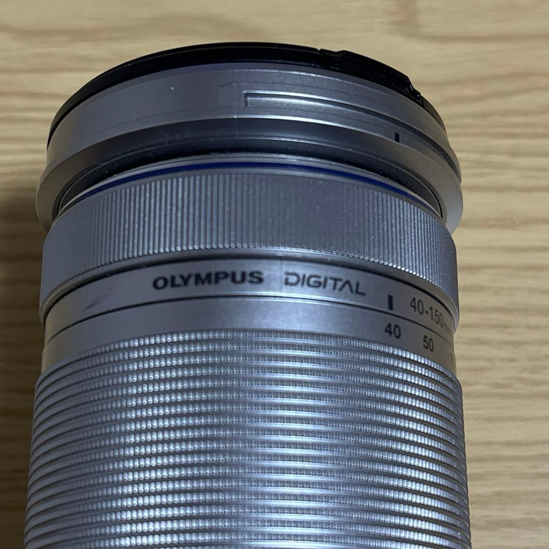 OLYMPUS 40-150mm F4.0-5.6 ズームレンズ
