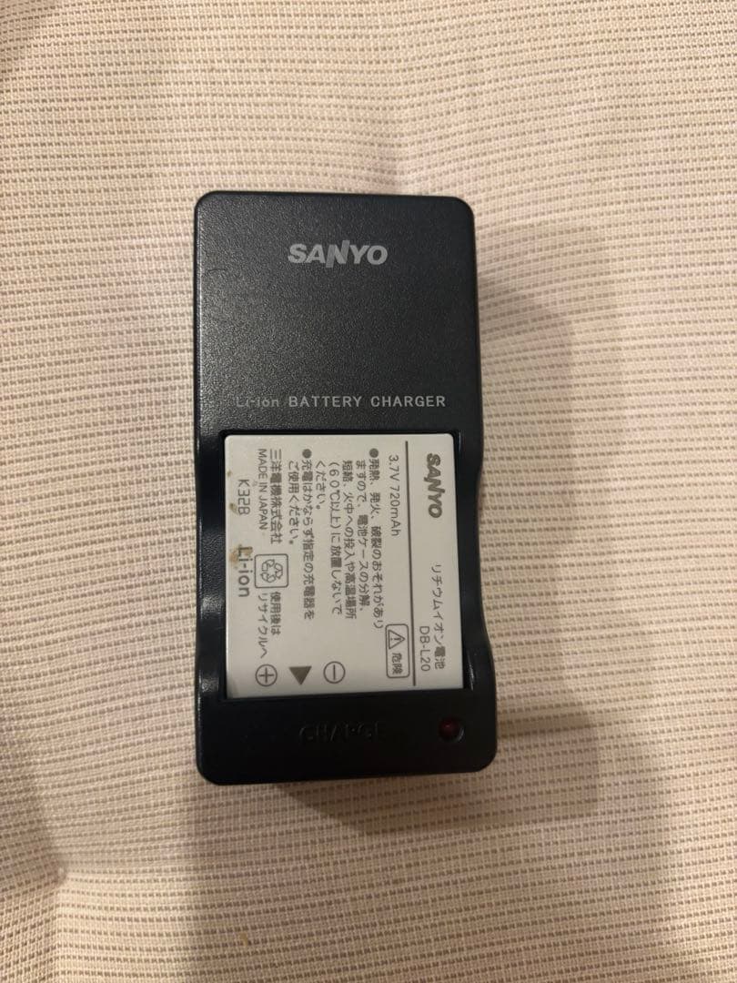動作確認済　SANYO xacti DMX-CA6 サンヨー　デジタルカメラ