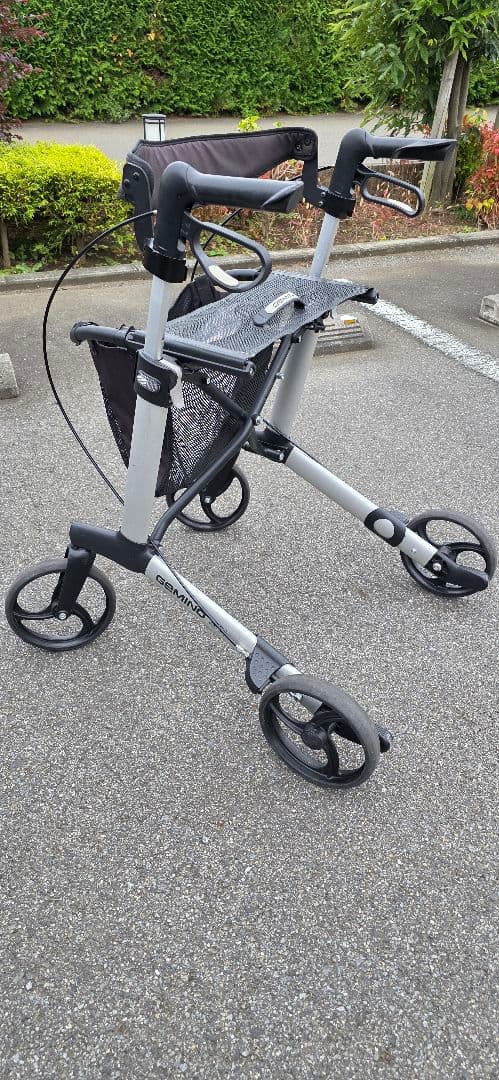 引取2,000円引！ハンディウォークＬ　GEMINO 30 パラマウント歩行器