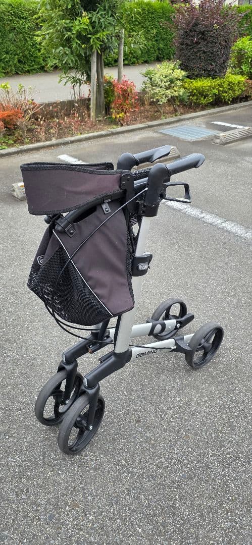 引取2,000円引！ハンディウォークＬ　GEMINO 30 パラマウント歩行器