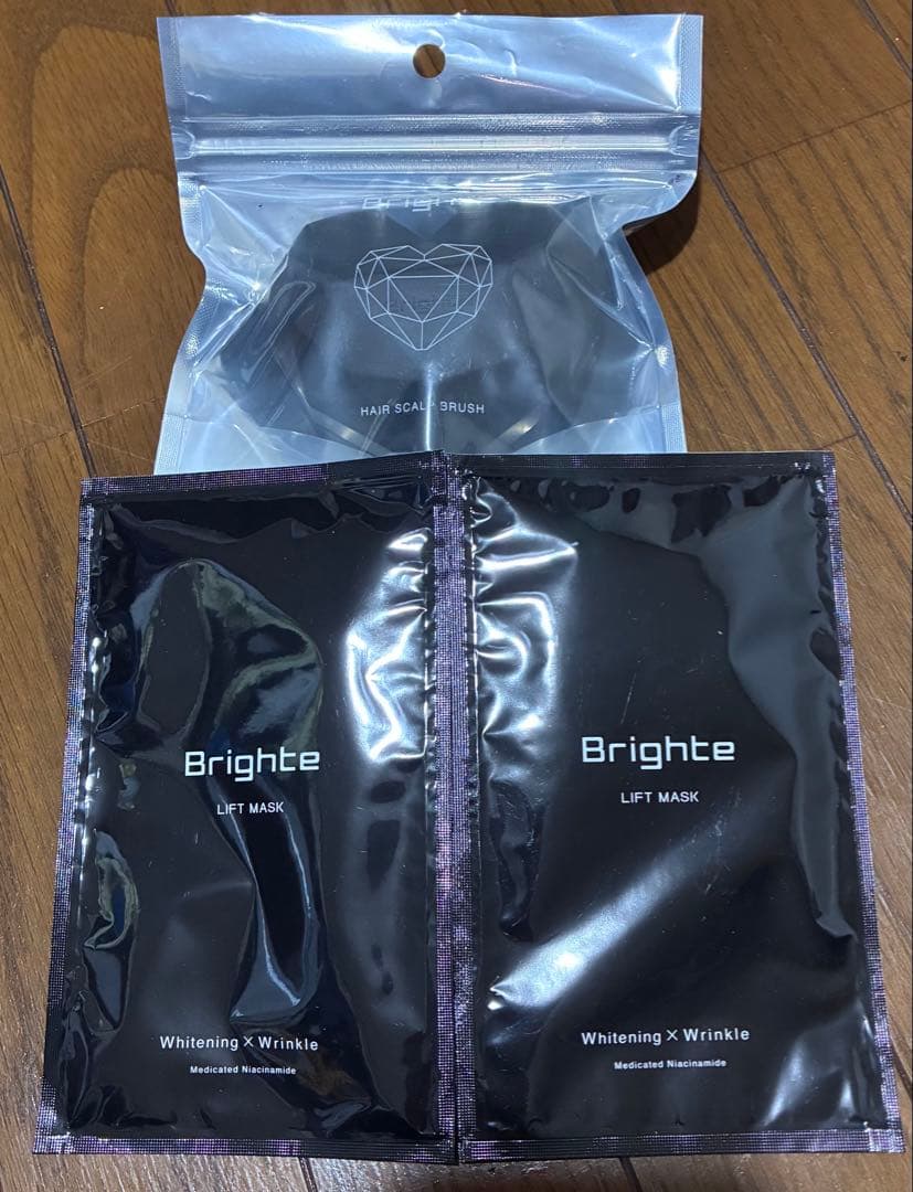 【新品未開封】Brighte エレキコーム、スカルプブラシ、シートマスク2枚
