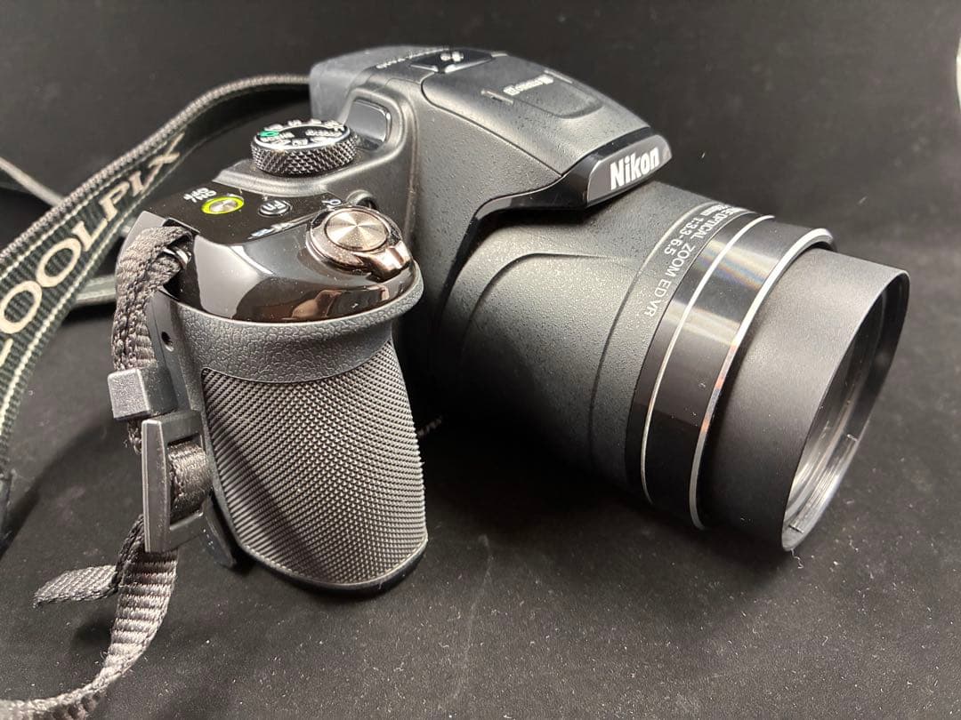 【美品】Nikon COOLPIX P610 60倍ズーム ケース付 動作確認済