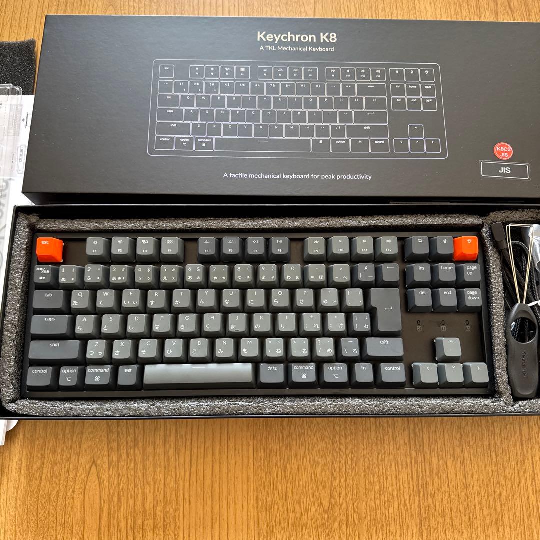 Keychron K8 メカニカルキーボード（日本語配列・青軸・RGB）