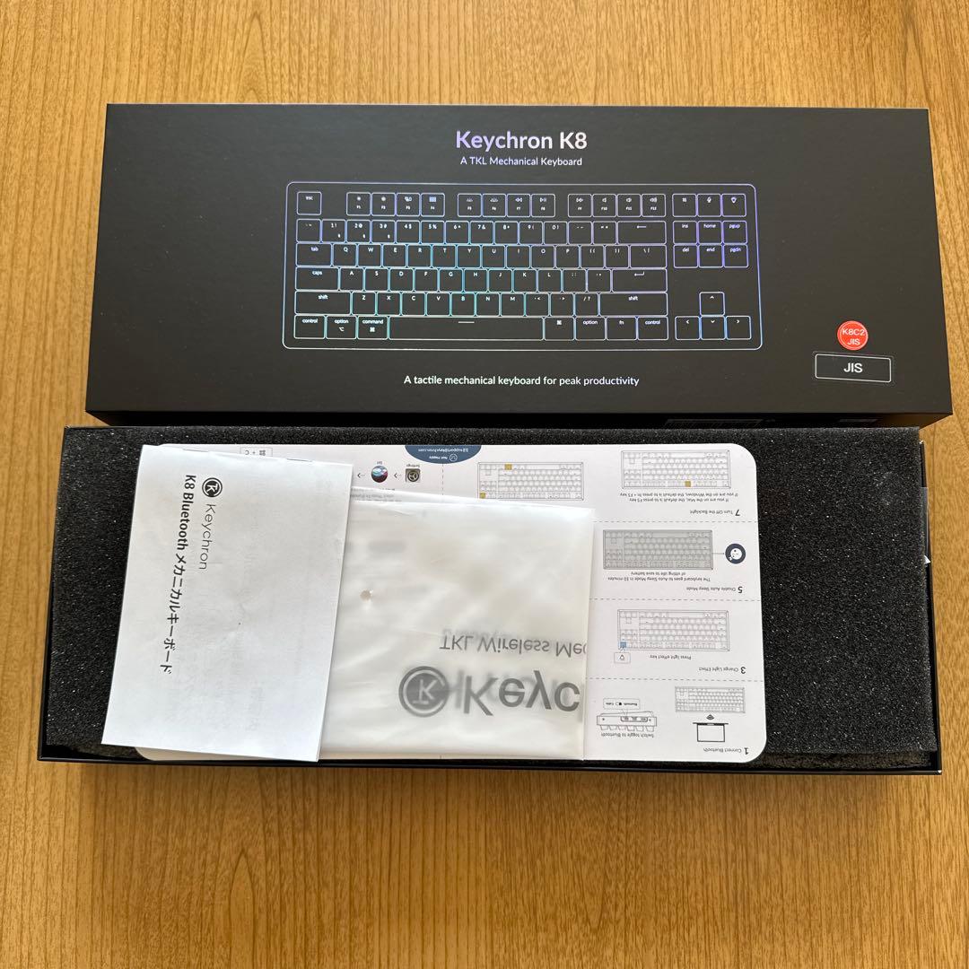 Keychron K8 メカニカルキーボード（日本語配列・青軸・RGB）