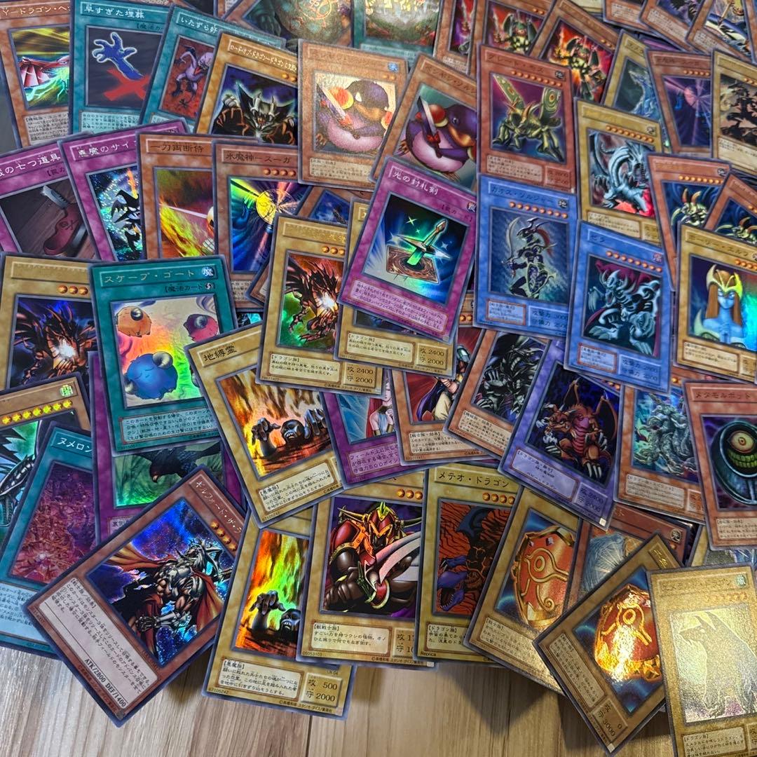 遊戯王　まとめ売り　5000枚以上 遊戯王　スーパー以上5000枚以上 美品