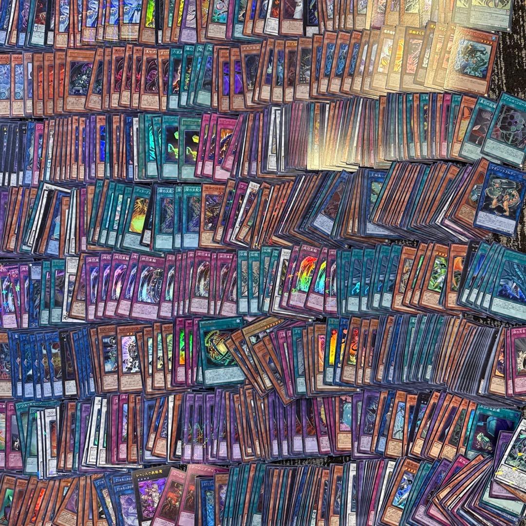遊戯王　まとめ売り　5000枚以上 遊戯王　スーパー以上5000枚以上 美品