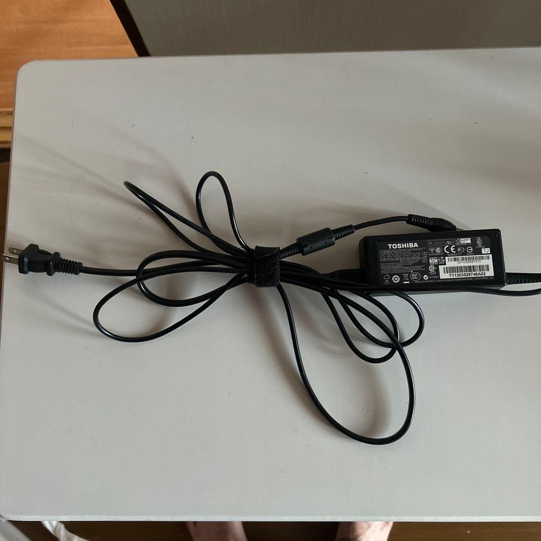 dynabook TOSHIBA G66C00026C10 ホワイト