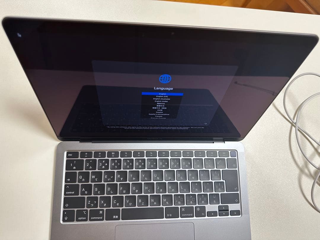 MacBook本体 MacBook Air (M1, 2020) 8GB/256GB