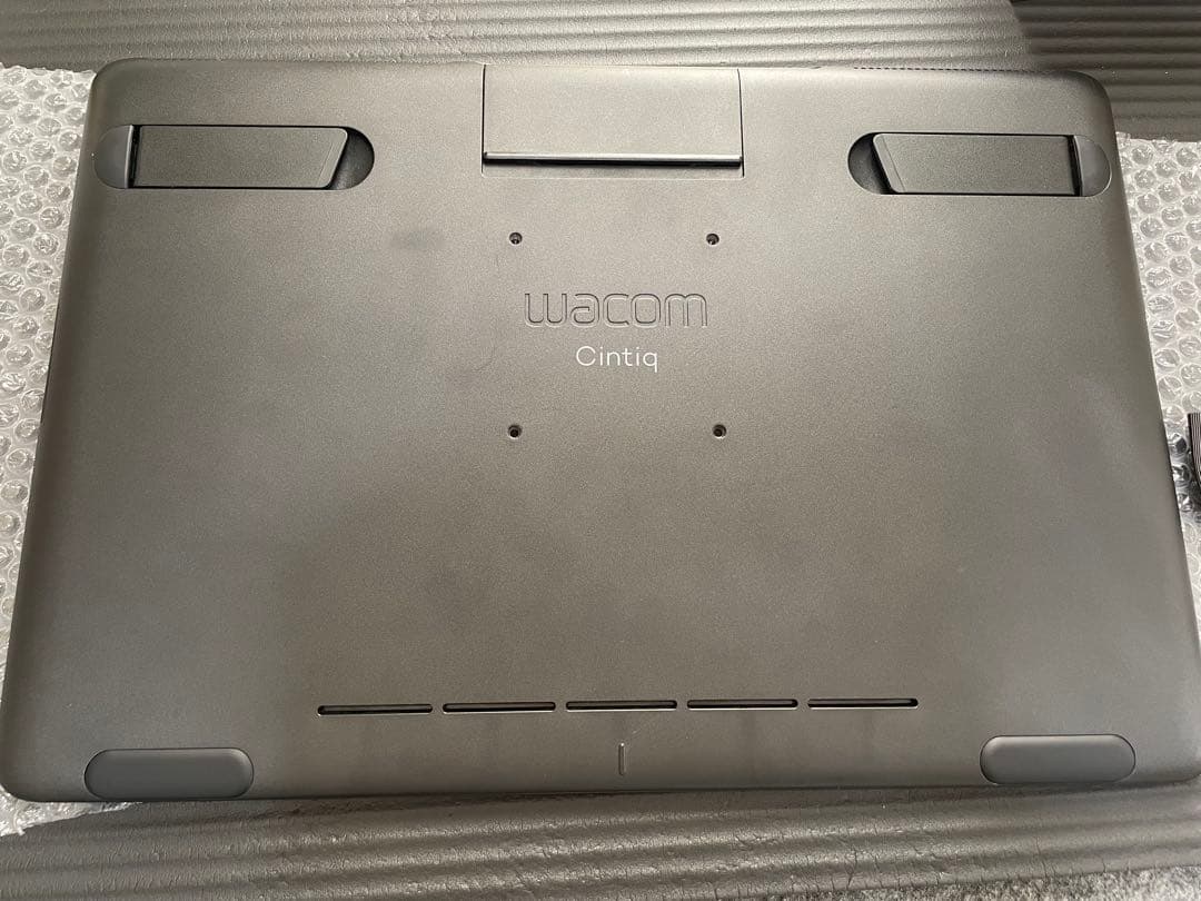 Wacom Cintiq 16 FHD ブラック 液晶ペンタブレット 液タブ
