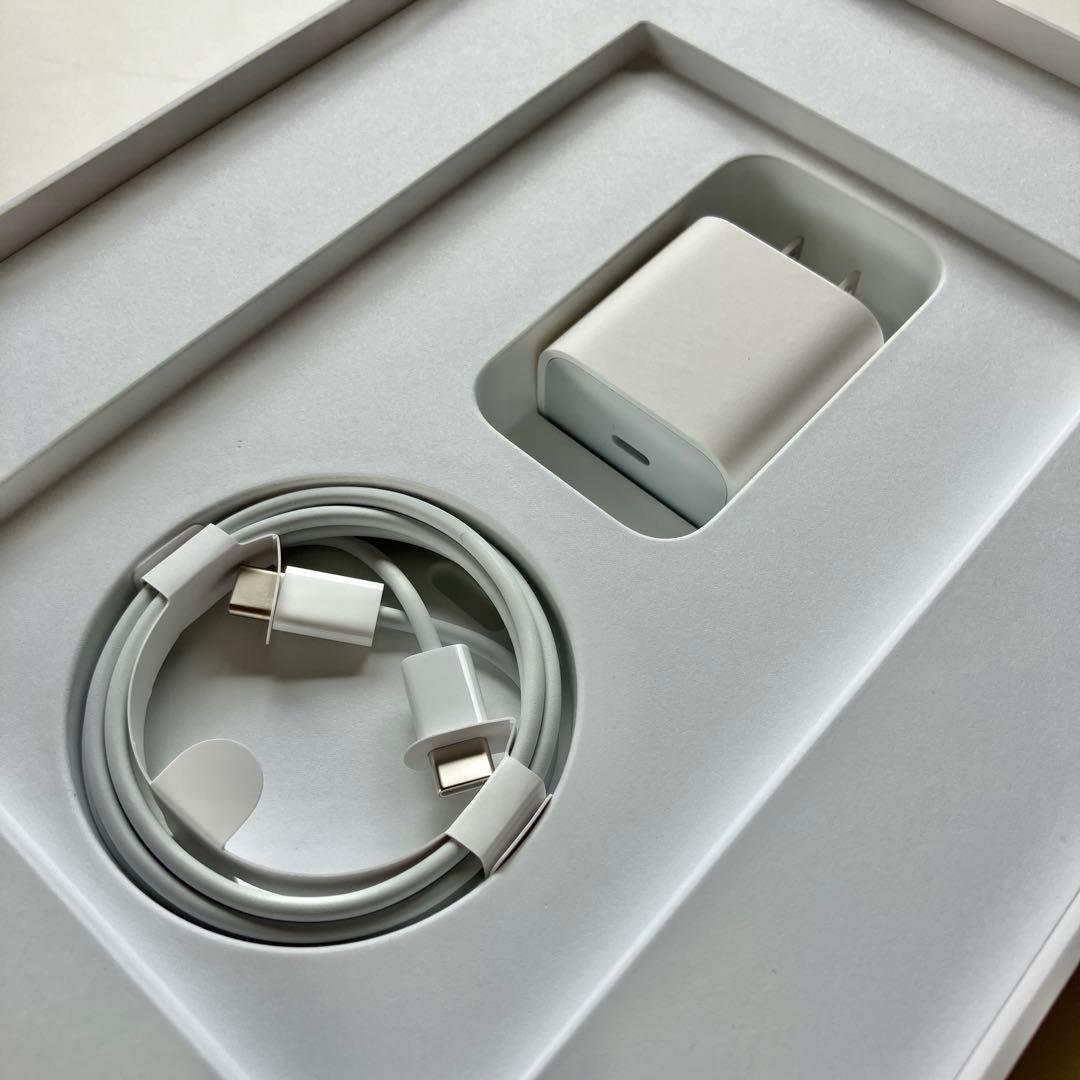 ⭐️美品⭐️iPad Air 第5世代 ＋ iFaceケース＋強化ガラスフィルム