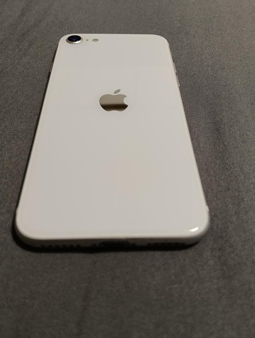 iPhone SE 第2世代 128GB 白 バッテリー100%