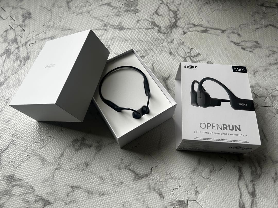 SHOKZ OPENRUN Mini 骨伝導イヤホン