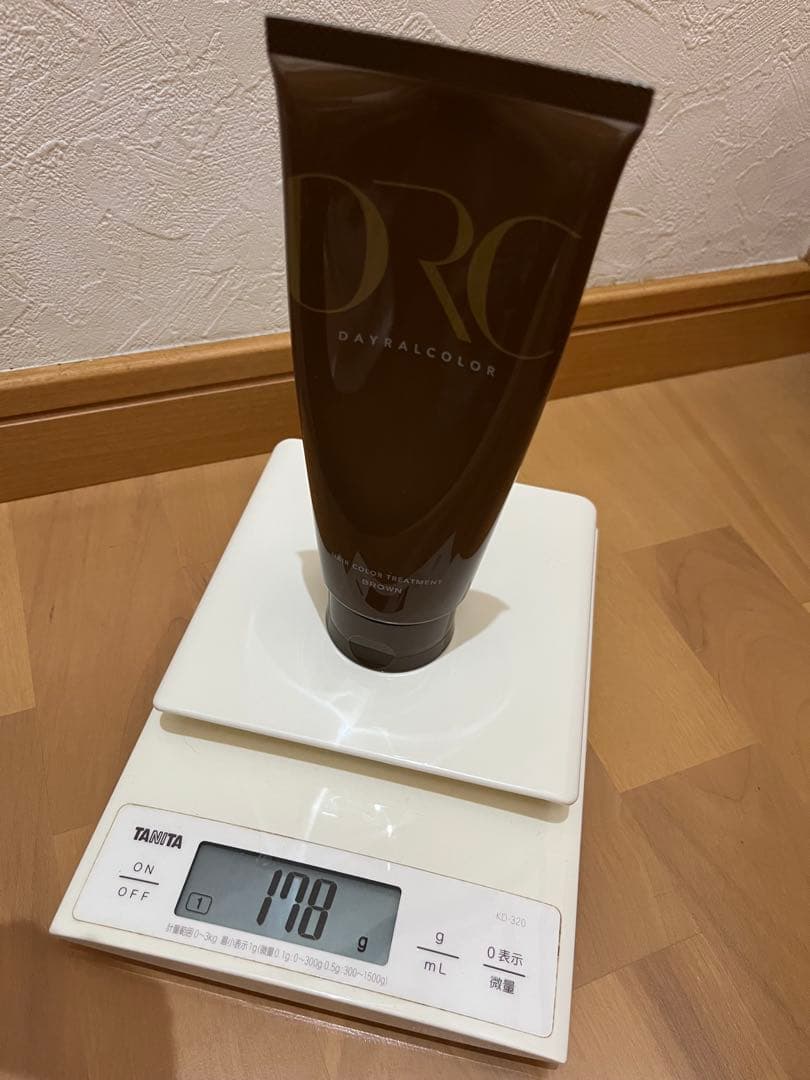 Chip様　デイラルカラー ブラウン 200g 2本セット+ 開封済中古品1本