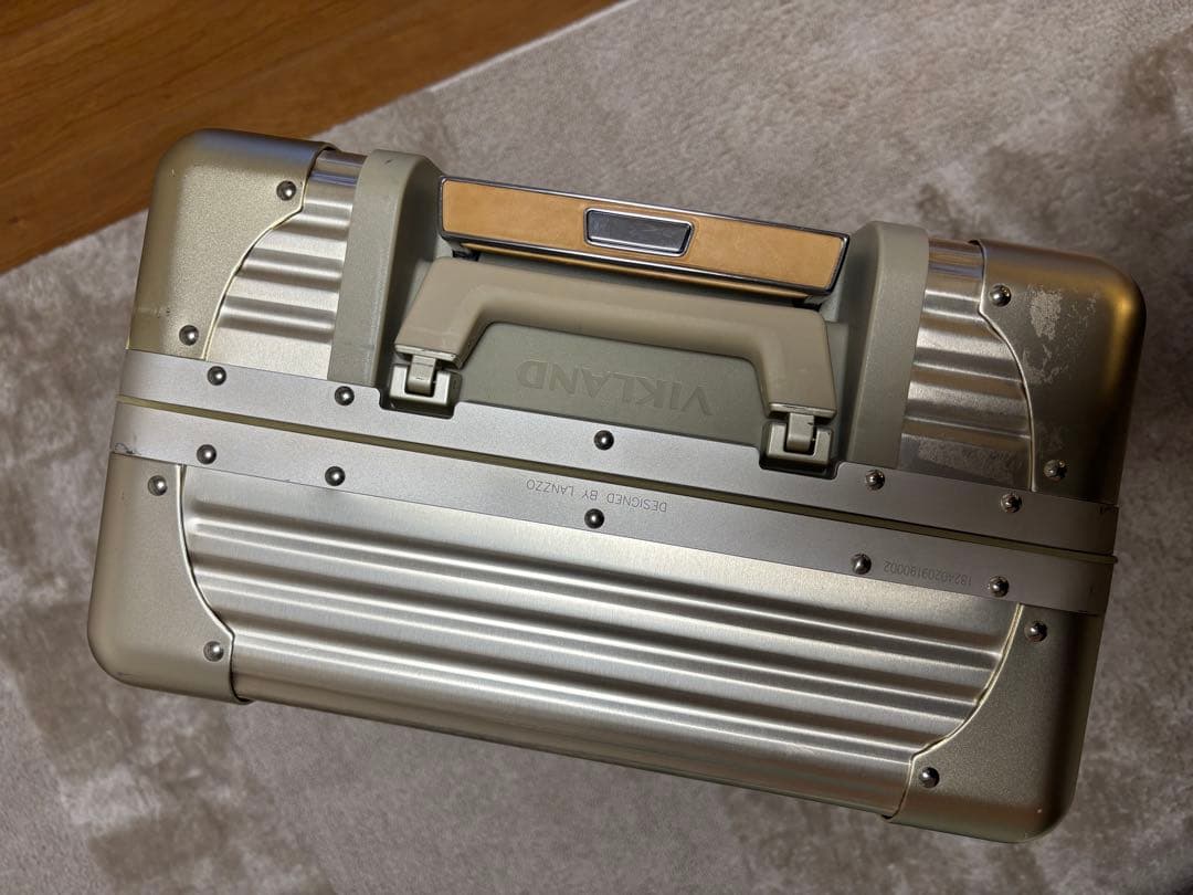 の*び様 LANZZO VIKING アルミスーツケース 47L ゴールド 24