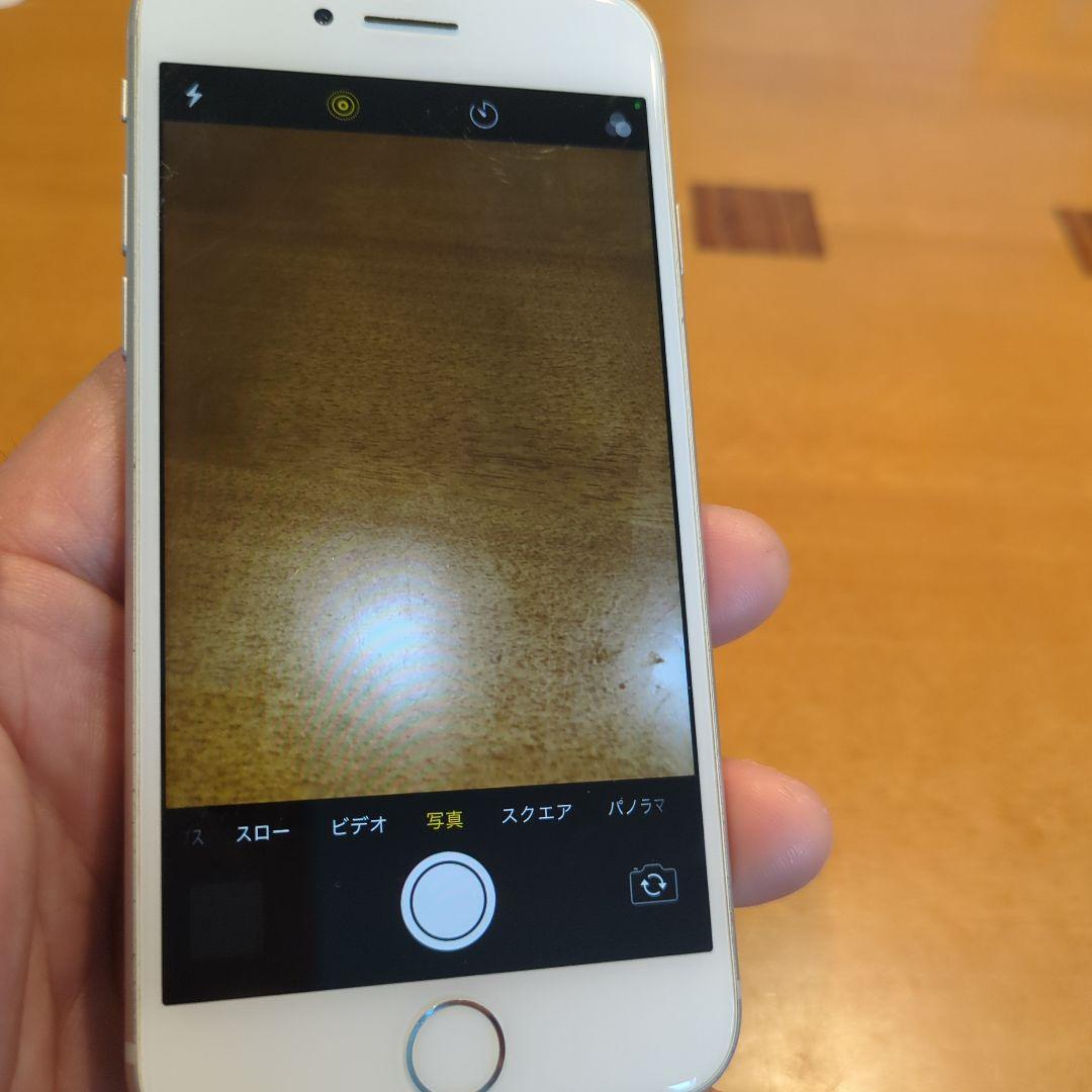 Apple iPhone8 64GB ホワイト シムフリー　 画面傷あり