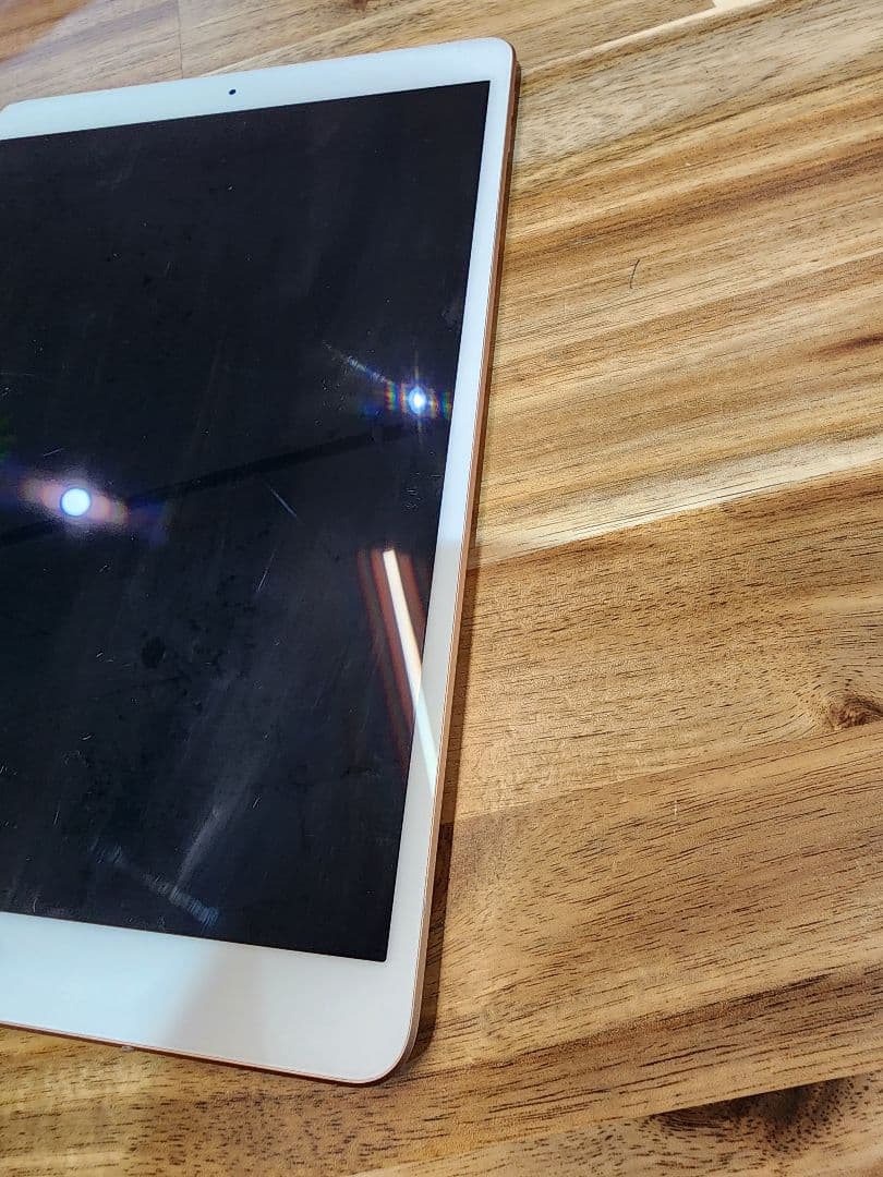 K1524 SIMフリー　iPad Air3 256GB