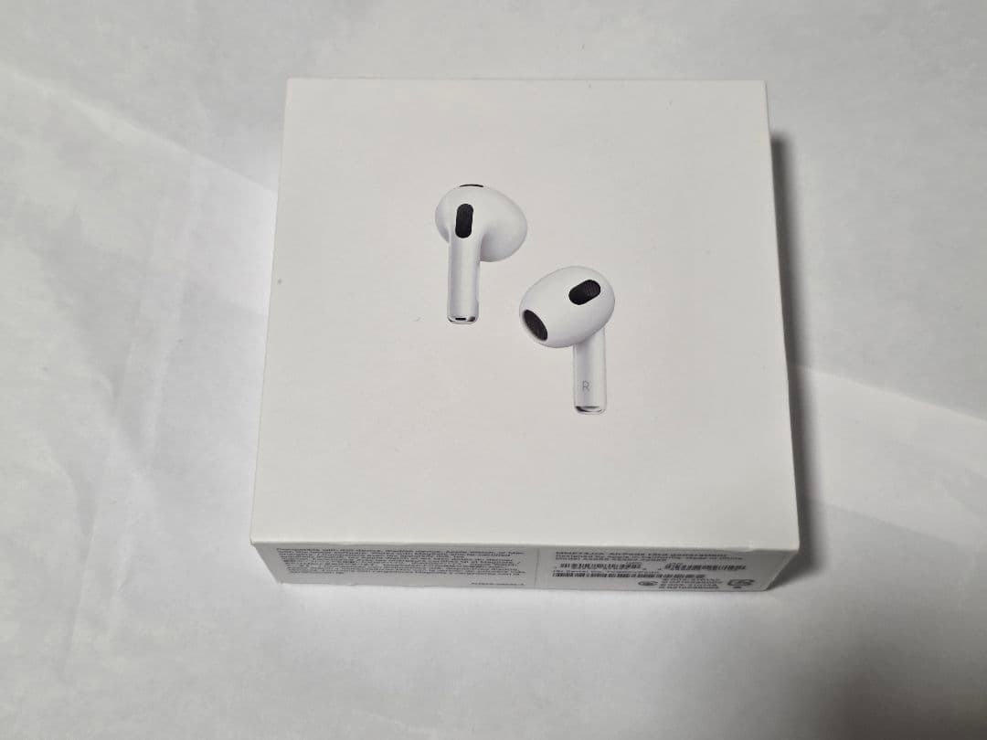 ［正規品］airpods 3（第三世代）Magsafe対応モデル