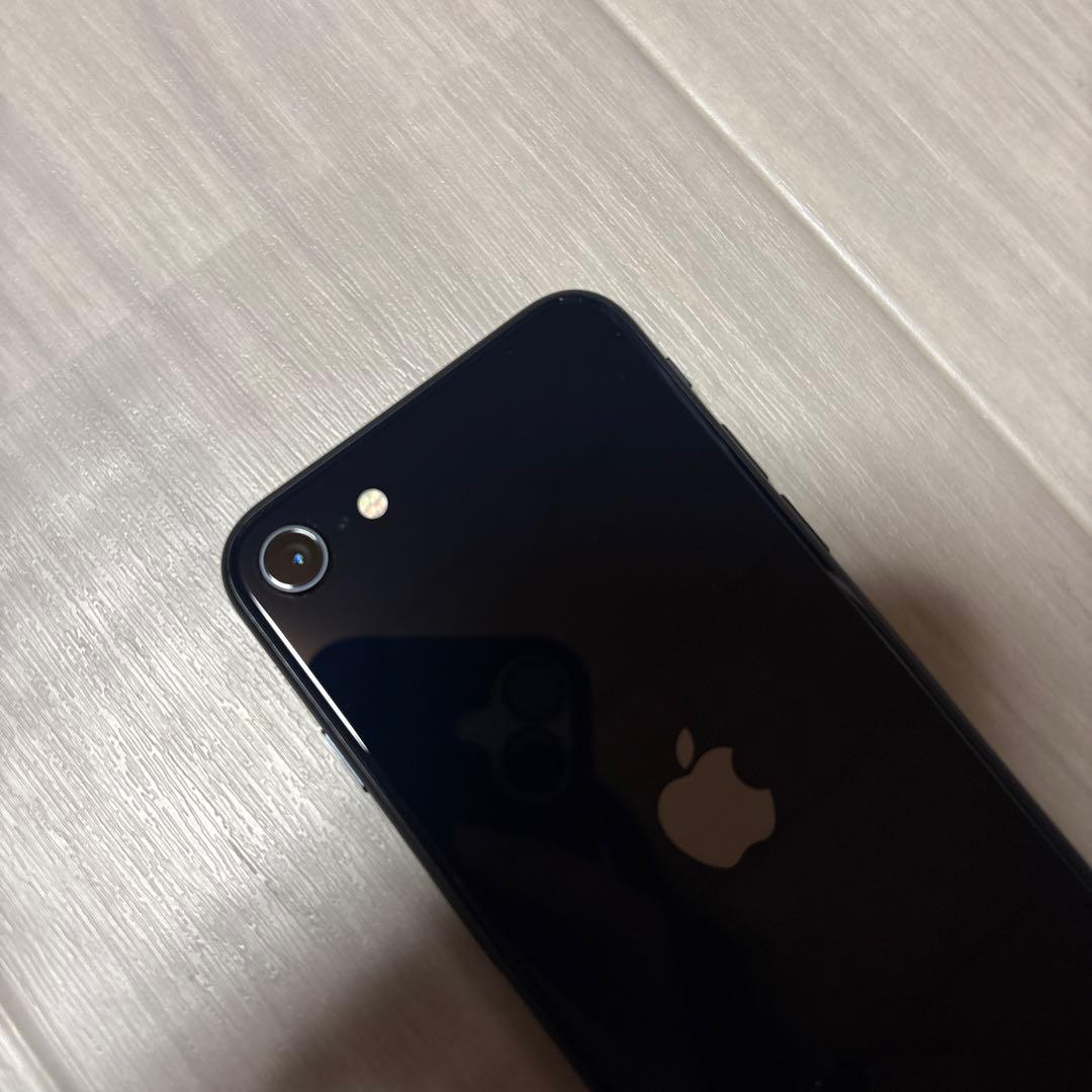 iphone SE 第3世代 64gb 黒 ブラック ミッドナイト 4.7インチ