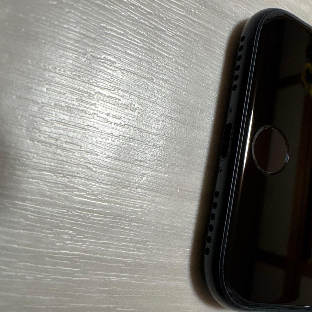 iphone SE 第3世代 64gb 黒 ブラック ミッドナイト 4.7インチ