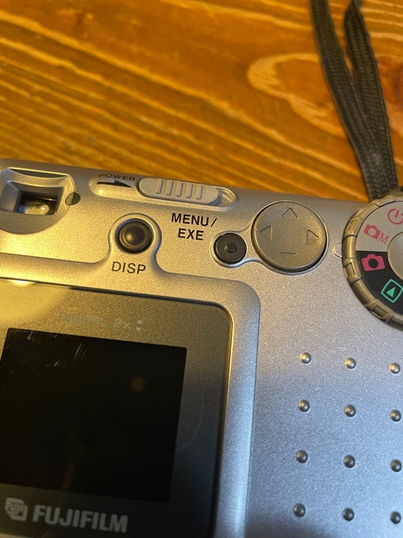 FUJIFILM FinePix 1200 コンパクトデジタルカメラ