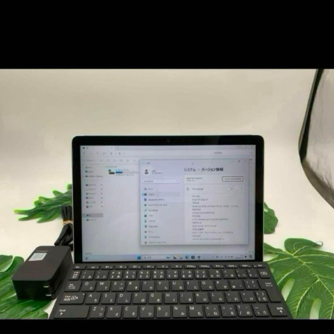 Surface Go 2 LTE 対応 美品 CUPCore m3-8100y
