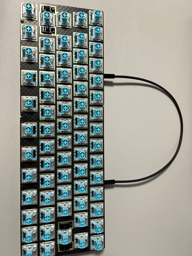 分割キーボード本体(guide68 )