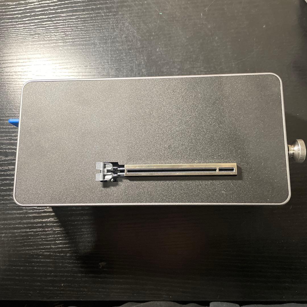 AOOSTAR AG02 eGPUドックドッキングステーション