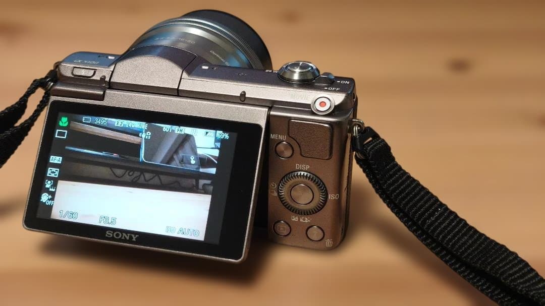 【動作良好】SONY α5100 パワーズームキット★SD/ケーブル付