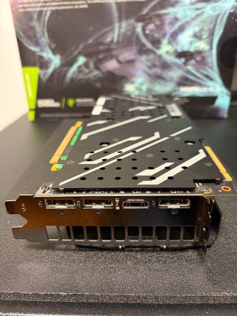玄人志向 GEFORCE RTX 2070 Super 8GB