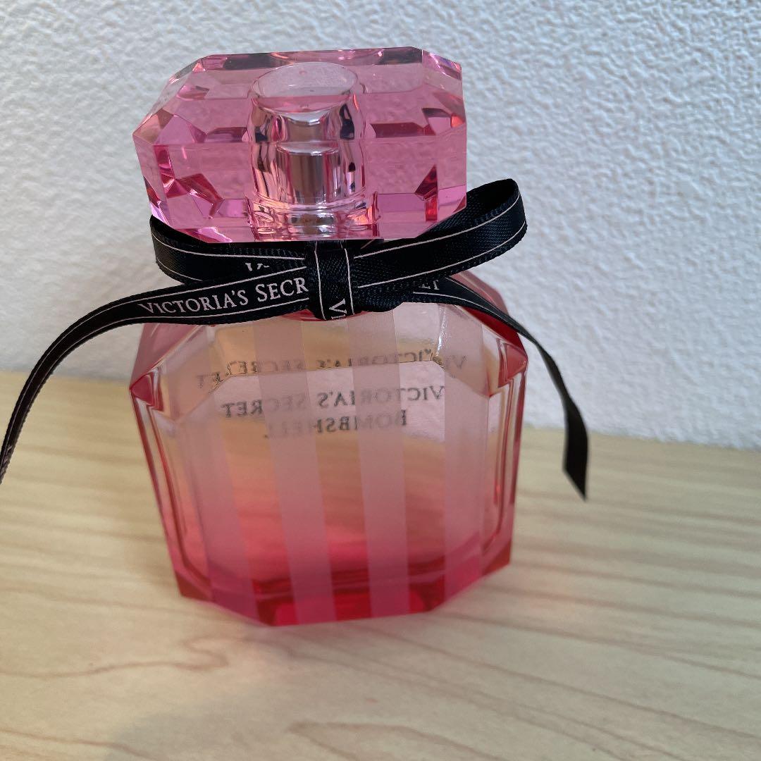 VICTORIA'S SECRETBOMBSHELL 香水 100 m
