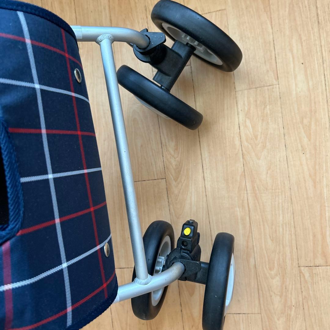 美品幸和製作所折りたたみ シルバーカー チェック柄紺色歩行補助機　推し車送料無料