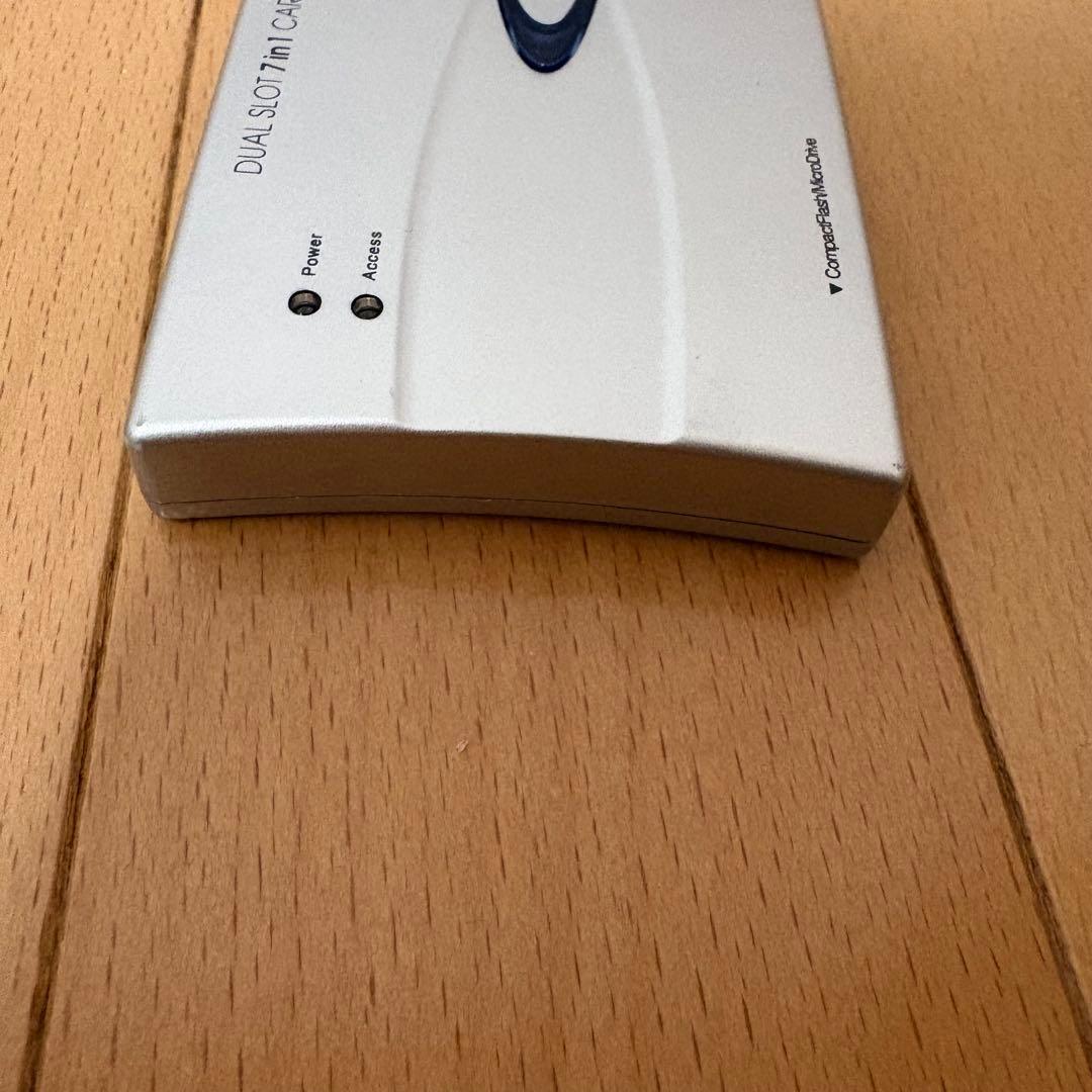 SANWA Dual Slot USB2.0 7in1 カードリーダーライタ