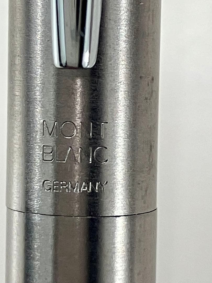 MONT BLANC 万年筆とシャープペンシルのセット 取扱説明書付き