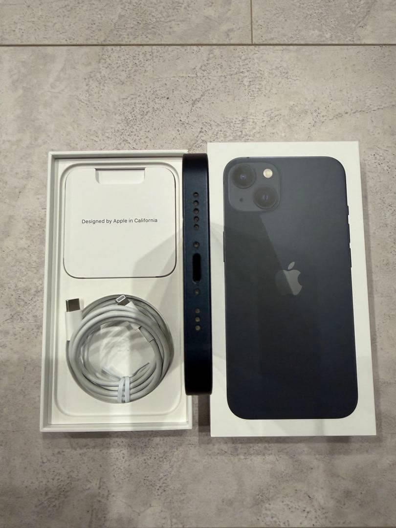 【美品】iPhone13 128GB ミッドナイト SIMフリー