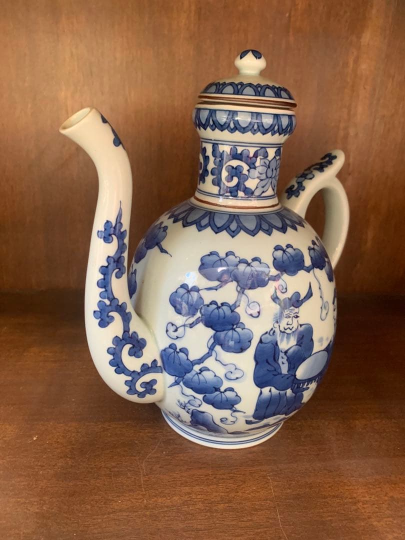 有田焼　磁器　染付　水差し　華山窯萬右衛門　手書き　唐人絵　高級品