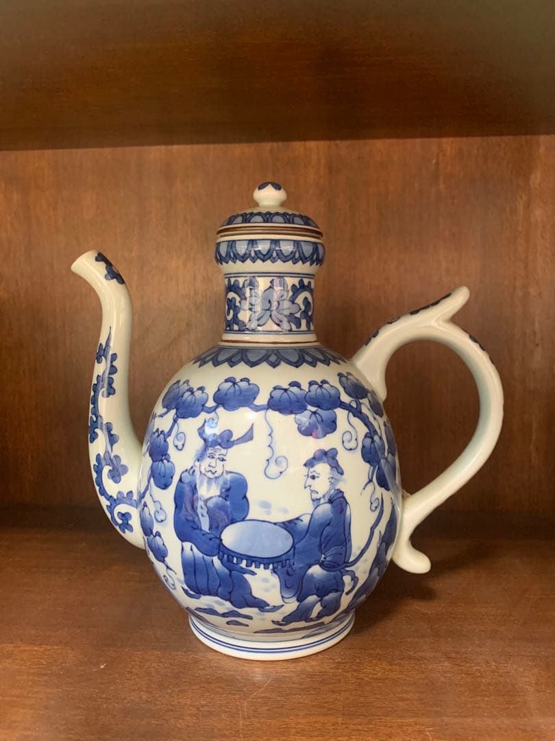 有田焼　磁器　染付　水差し　華山窯萬右衛門　手書き　唐人絵　高級品