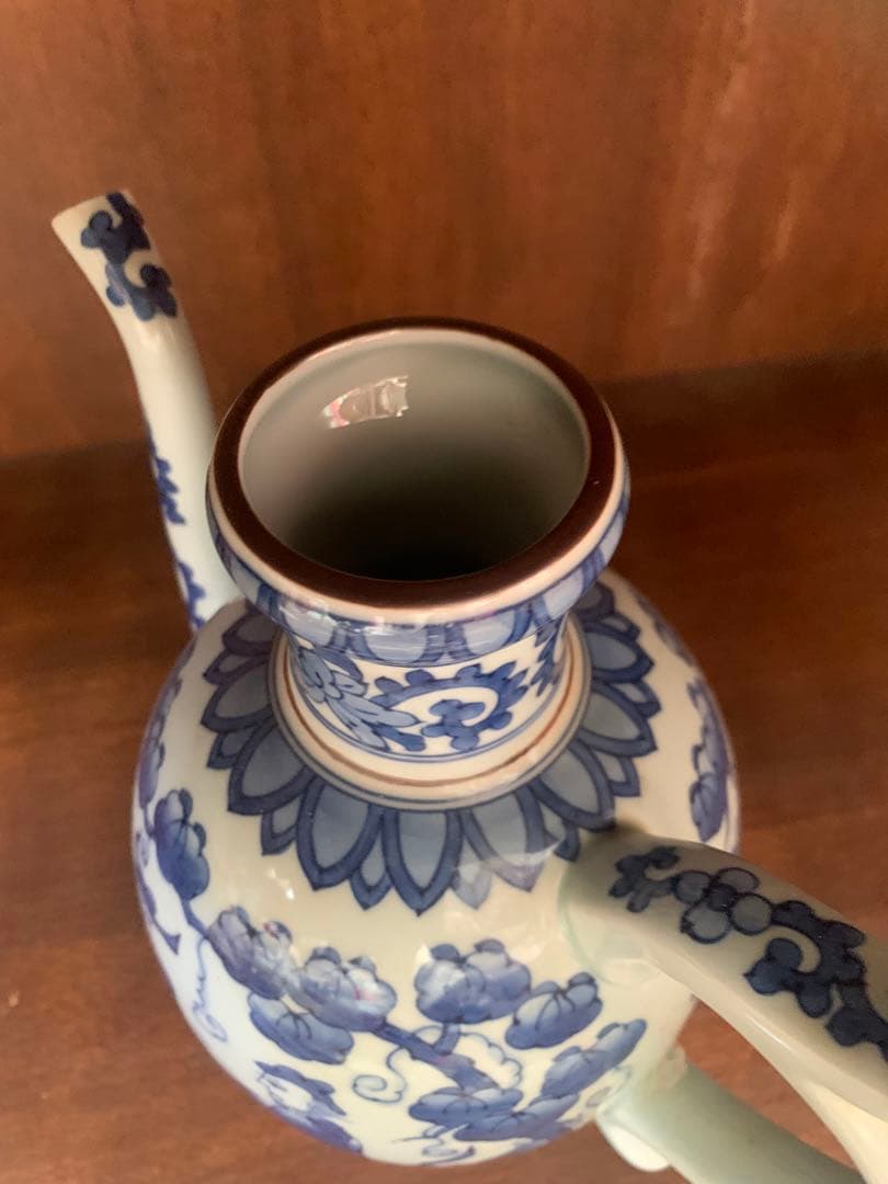 有田焼　磁器　染付　水差し　華山窯萬右衛門　手書き　唐人絵　高級品