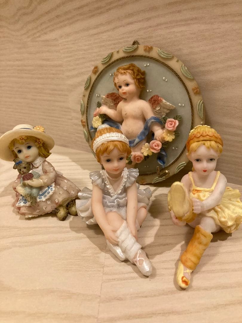 少女、バレリーナと天使のフィギュアセット