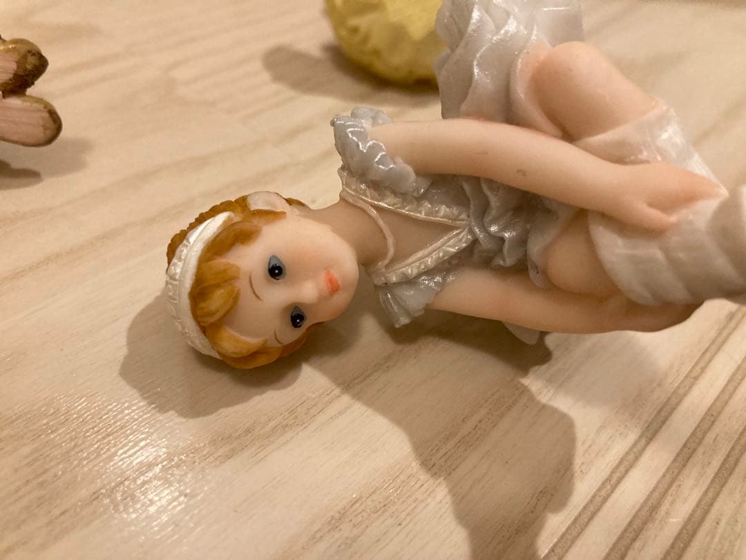 少女、バレリーナと天使のフィギュアセット
