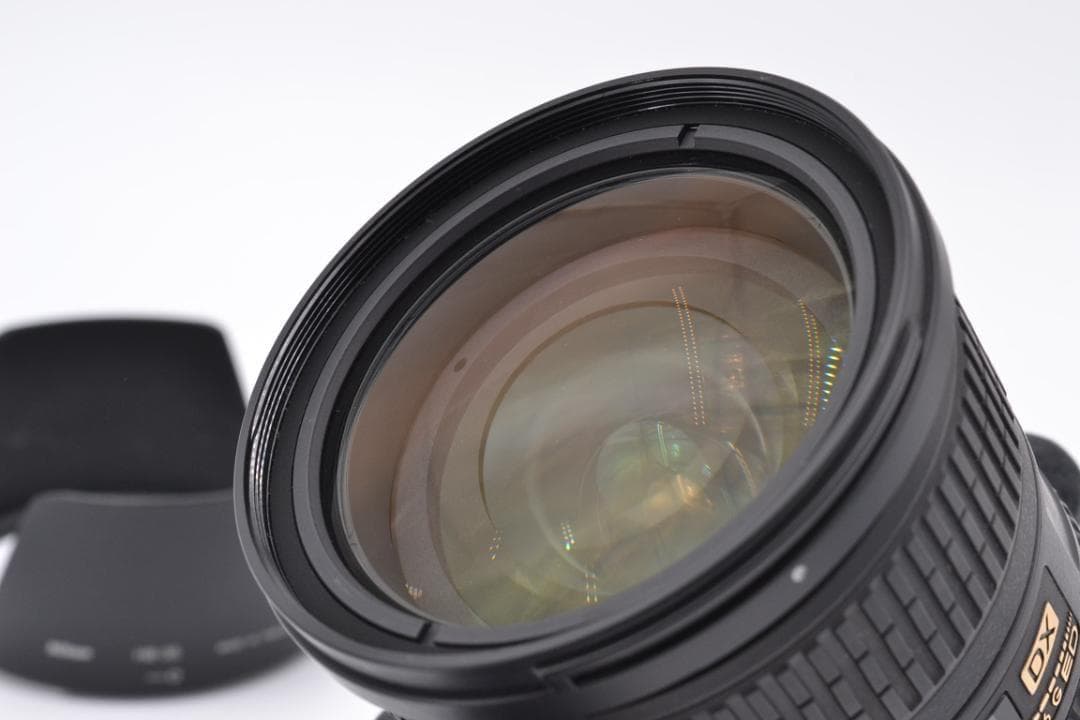 ニコン　Nikon AF-S 18-200mm ED VR