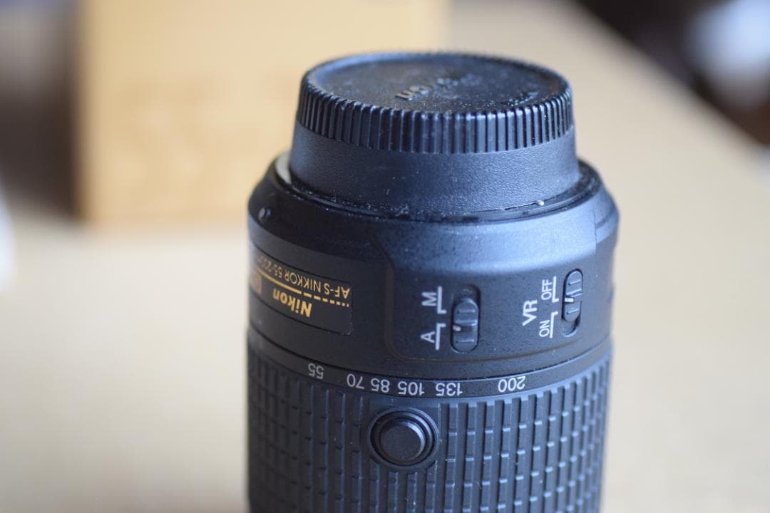 Nikon 55-200mm VR ズームレンズ