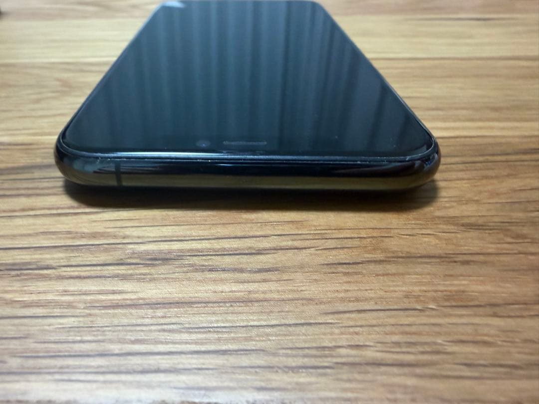 Apple iPhone 11 Pro 64GBミッドナイトグリーン