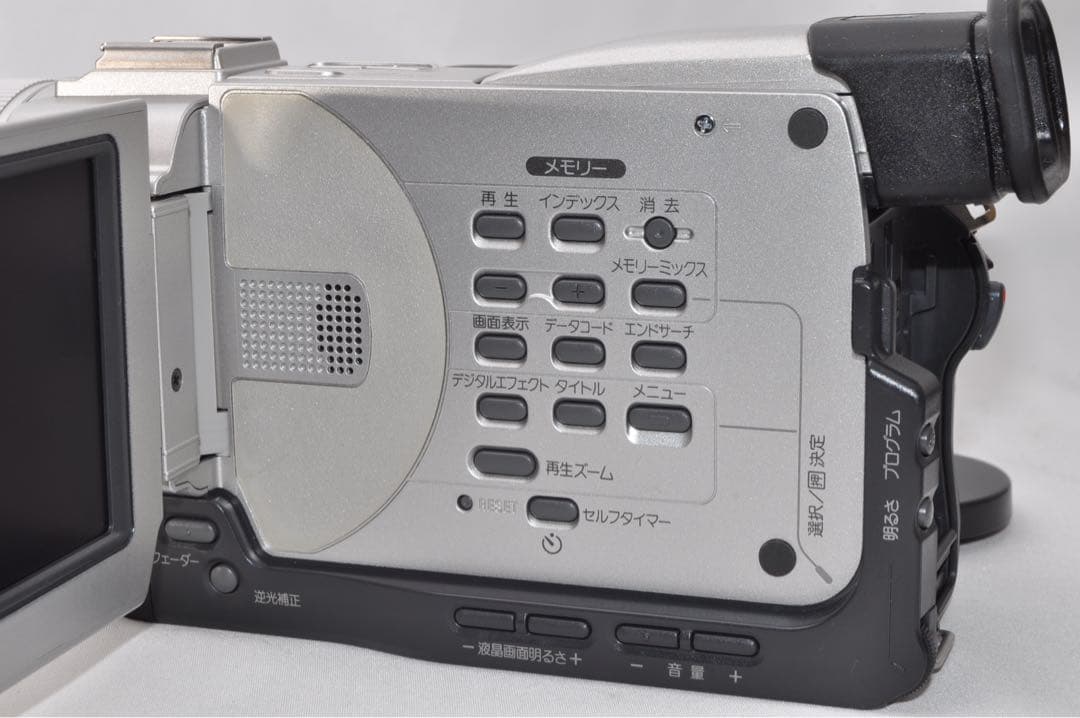 ☆美品☆ SONY ソニー DCR-TRV20 デジタル ビデオ カメラ