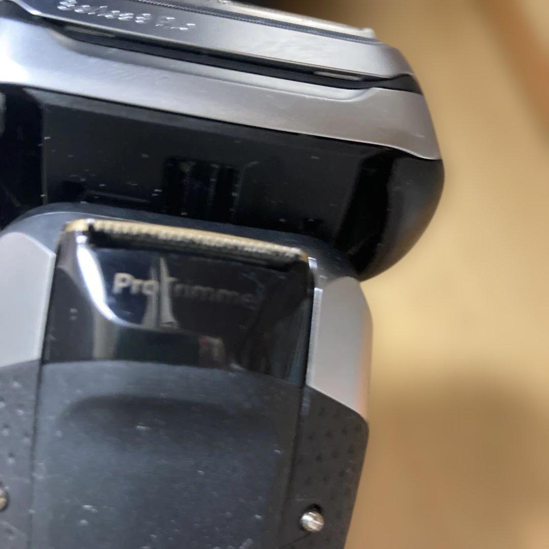 BRAUN S9 Pro +メンズ電気シェーバー