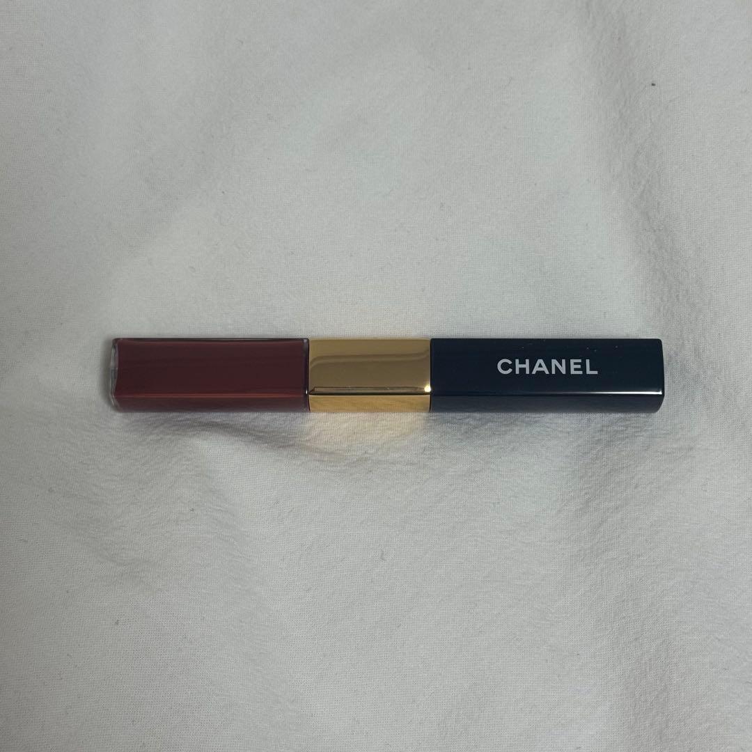 CHANEL ルルージュデュオウルトラトゥニュ　196 レッドブラウン