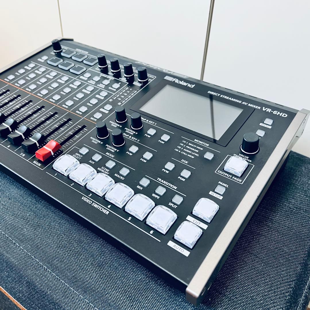 【美品】Roland VR-6HD ダイレクトストリーミングAVミキサー