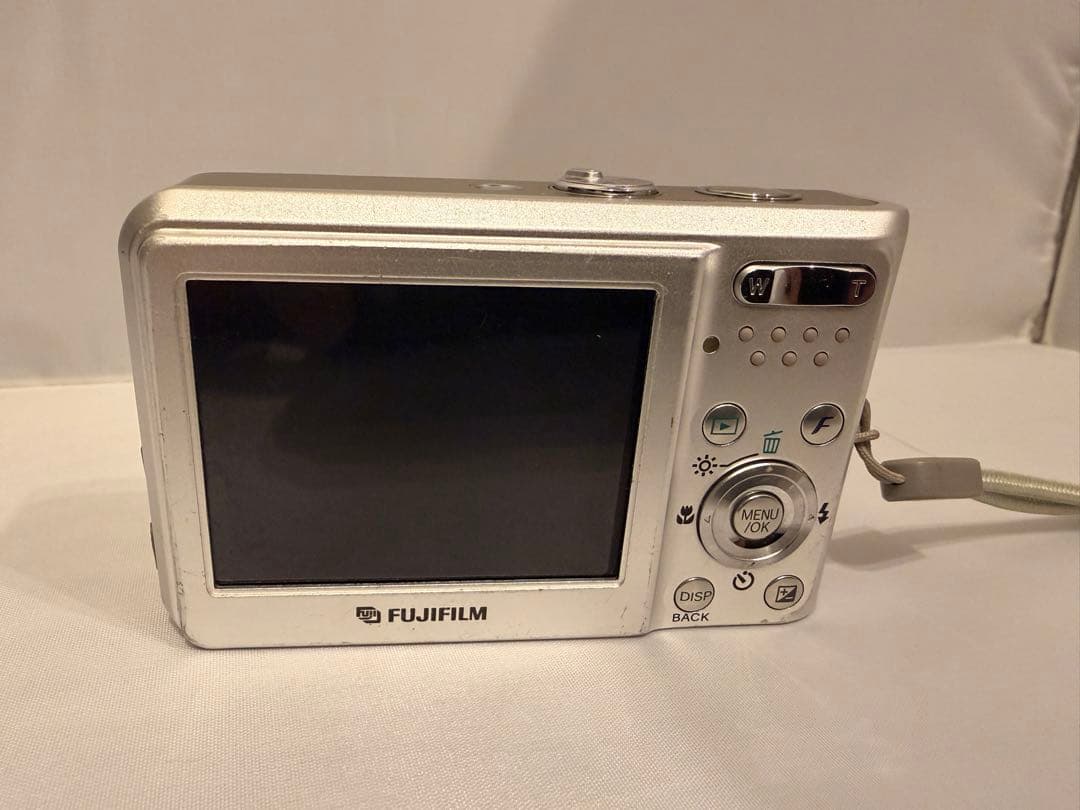Fujifilm FinePix F30 デジタルカメラ　XDカード付きB