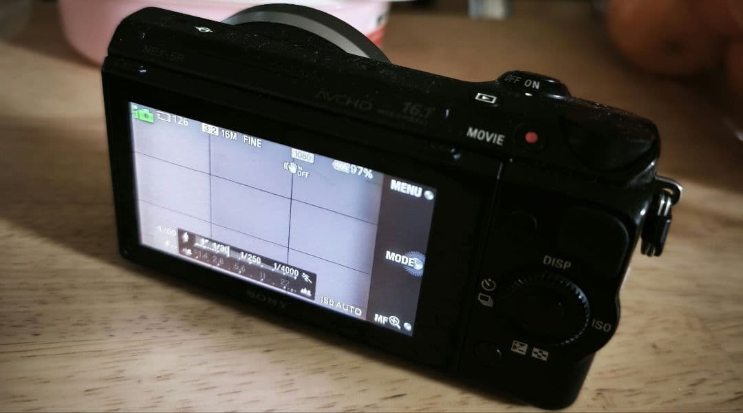 SONY α NEX-5R ジャンク扱い？
