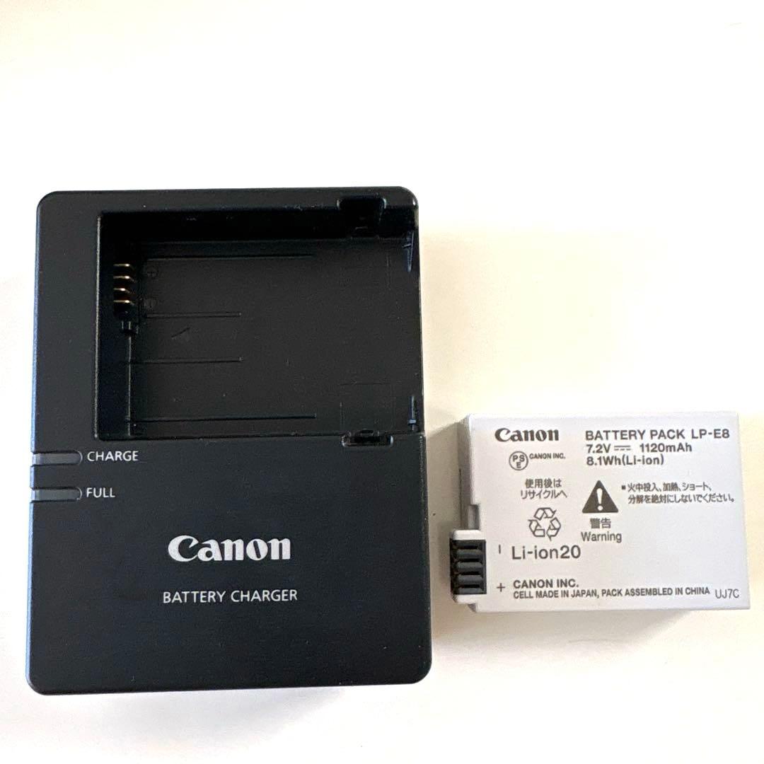 デジタルカメラ Canon EOS Kiss X4