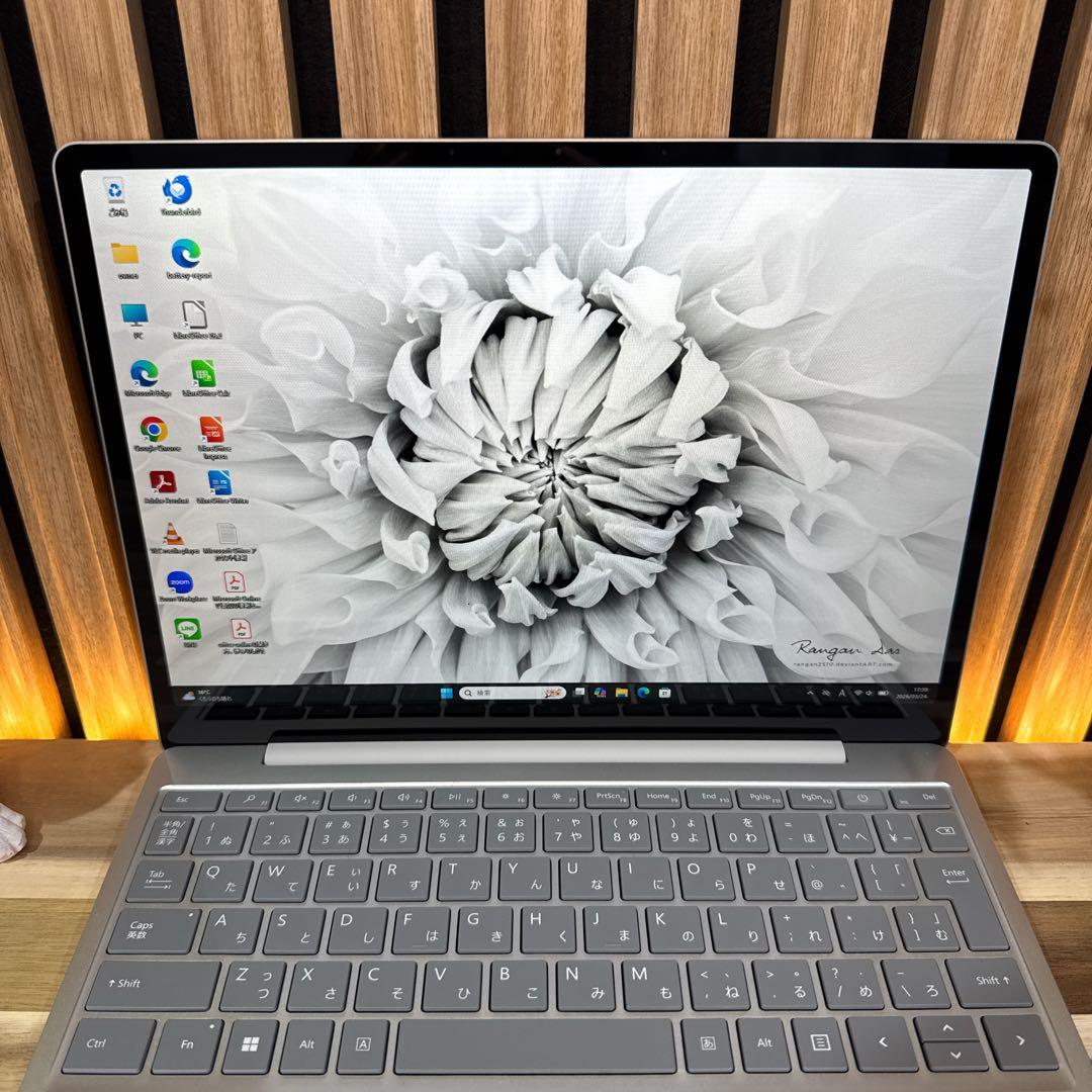準未使用 新型2022年モデル‼️Surface Laptop Go2☘ノートPC